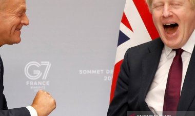 Seratus Mantan Presiden Desak G7 untuk Bayar Vaksinasi COVID Global