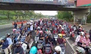 Warga Madura Demonstrasi Akbar di Balai Kota Surabaya, Ini Tuntutannya...