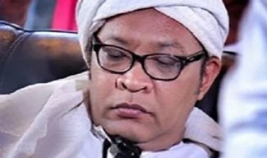 Perjalanan Karir Edy Oglek, Pemeran Kardun di Tukang Bubur Naik Haji Hingga Wafat