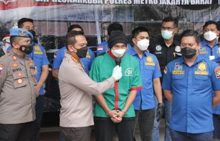 Eks Vokalis Drive Anji Mengaku Dapatkan Ganja dari Orang Ini...