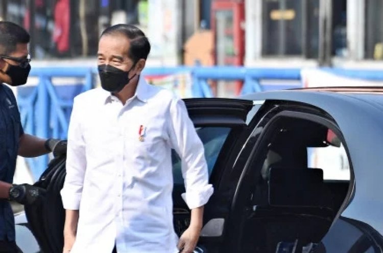 Pak Jokowi! Mantan Jubir Presiden Gusdur Sarankan Anda Menyerah Saja