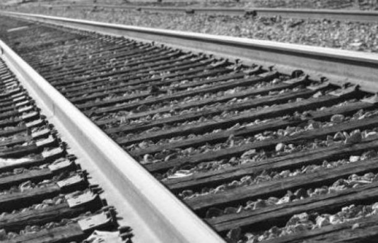 Seorang Pria Tewas Tertabrak Kereta Api di Serpong, Korban Sempat Berhenti di Rel