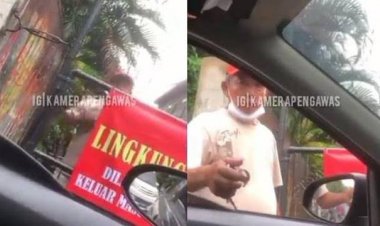 Viral Pria Ngotot Minta Duit Jika Mau Buka Portal Area Lockdown, Korban: Kok Jadi Minta Uang Rokok Sih Pak?