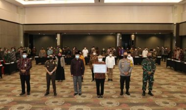 Pj Gubernur Jambi Berikan Pengarahan Persiapan Pelaksanaan PSU