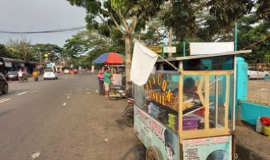 Viral! Pedagang Kibarkan Bendera Putih di Sejumlah Lokasi, Ternyata....