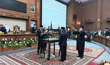 Nantikan Proses PAW yang Lama, Akhirnya Aidi Hatta Resmi Gantikan Fathuri Rahman di DPRD Muarojambi