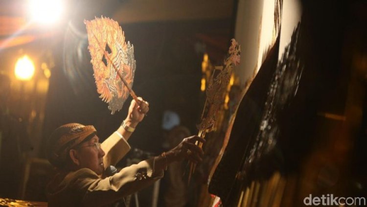 Dalang Kenamaan Ki Manteb Sudharsono Meninggal Dunia