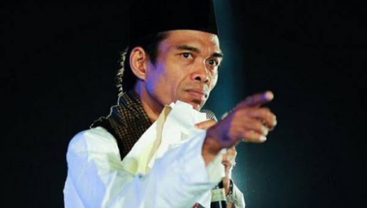 Sindir UAS, Eko Kuntadhi: Orang Ini Cuma Menang Ganteng Doang, Tapi Omongannya Payah....