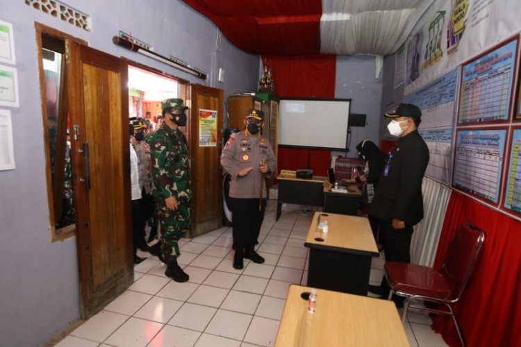 Kapolri Minta Pekerja dan Perusahaan patuhi PPKM Darurat