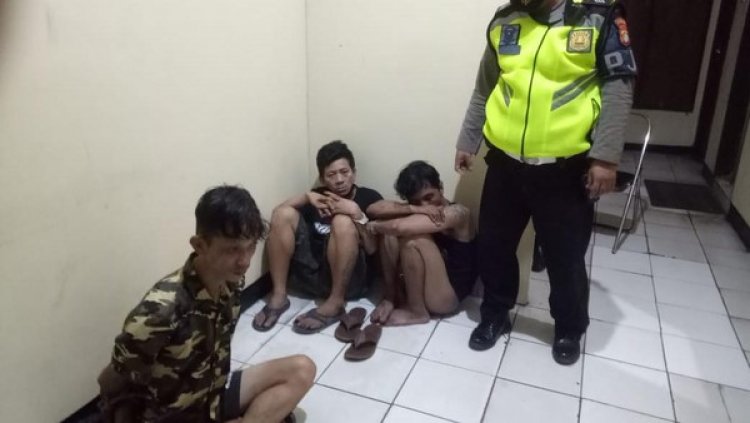 Viral! Sopir Truk Dibegal di Tol JORR Lenteng Agung, Ini Dia Wajah 3 Pelaku Begalnya....