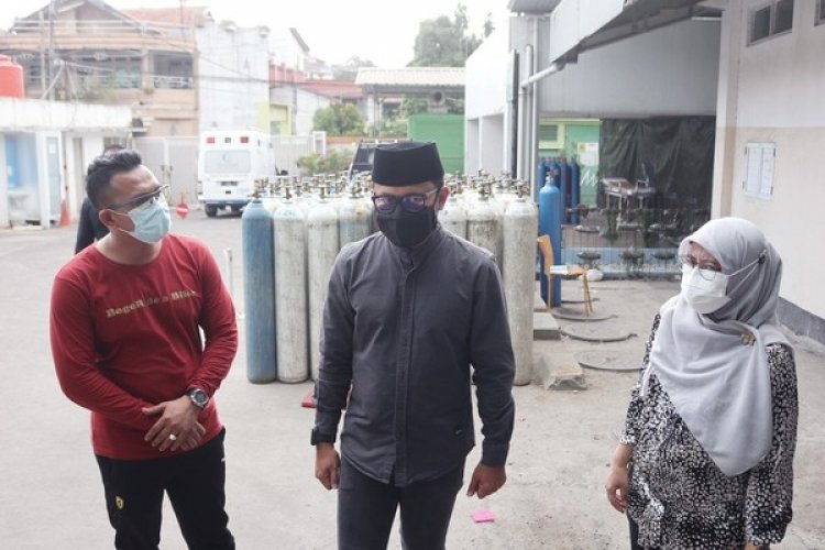 Cek Pasokan Tabung Oksigen, Bima Arya: Ada 5-6 Rumah Sakit yang Pasokannya Besar ini Bisa Bertahan 1-2 Hari