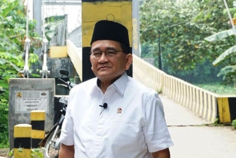 Ruhut Sitompul Posting Ucapan Idul Adha Kubu Moeldoko, Netizen: Apa Partai Abang Sebenarnya?