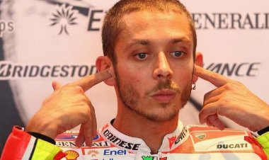 Rossi Pensiun, Messi Pun Berpisah!