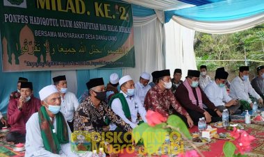 Wabup Muarojambi Hadiri Milad dan Halalbihalal Bersama Masyarakat Desa Danaulamo