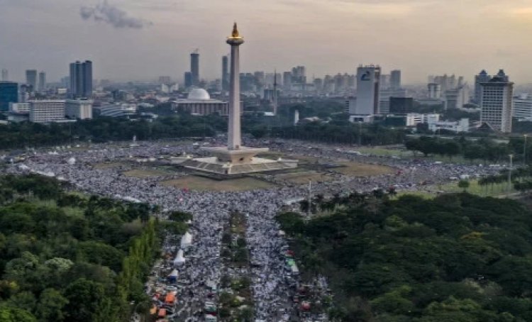 Tanggapi Kapitra, Novel Bamukmin: Turunnya Soeharto Cuma Ratusan Ribu Mahasiswa dan Mundur, Tapi Jokowi....