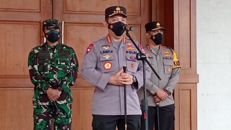 Tinjau Vaksinasi di Jambi, Kapolri Apresiasi Hal Ini