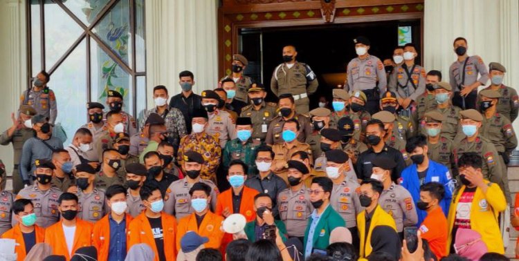 Adakan Pertemuan dengan Kepala Daerah di Jambi, Ketua KPK Malah Didemo Ratusan Mahasiswa