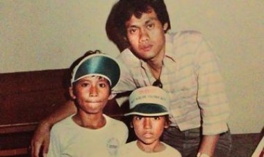 Siapa Sangka Bocah Berfoto dengan Dono dan Kasino Ini Jadi Artis Dimasa Mendatang