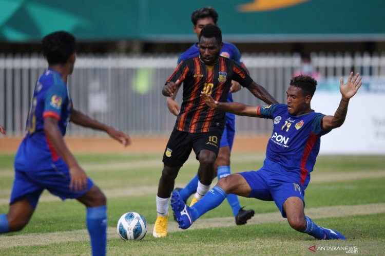 Pelatih Tim Sepak Bola Putra Papua Puji kedalaman Skuadnya di PON: Tim Ini Tidak Punya Pemain Cadangan....