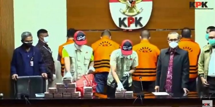 Anak Alex Noerdin Ini di OTT KPK Bersama Bungkusan Kontong Plastik Berisi Rp1,7 Miliar: Uang Fee Komitmen