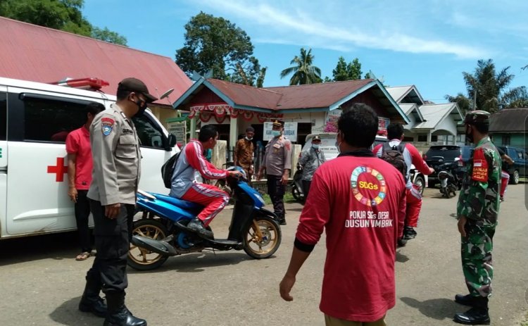 Capaian Vaksinasi Desa Jumbak Baru 10 Persen, Kapolsek Jujuhan, Bungo-Jambi Intensifkan Razia Kartu Vaksin