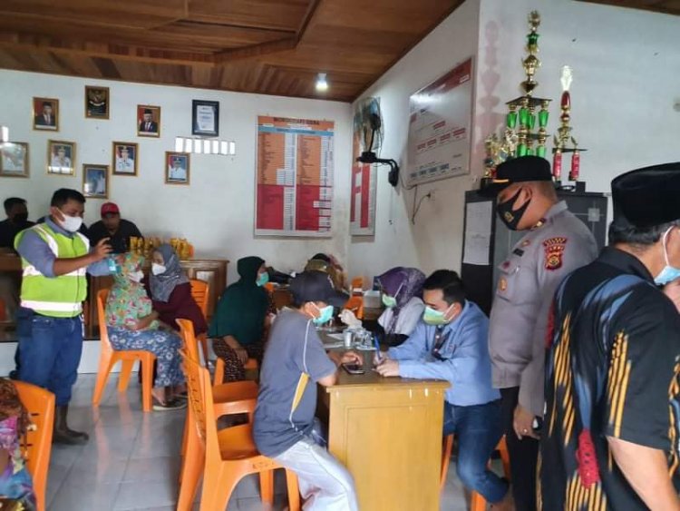 Gelar Vaksinasi Massal, Rio Peninjau Beri Doorprize, Camat Bathin II Pelayang Bungo Jambi: Insya Allah Vaksinnya Halal