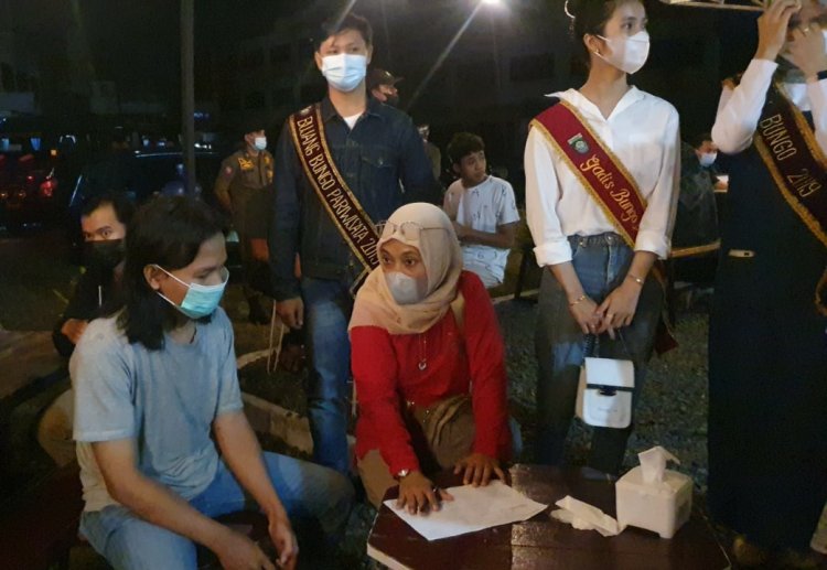 54 Pengunjung Kafe Divaksin, Kapolres Bungo-Jambi: Gerai Viral Simpati Mobile Ini Dilakukan Secara Humanis