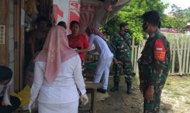 Tim Kesehatan Rantau Pandan, Bungo-Jambi & Babinsa Lakukan Vaksinasi dari Rumah ke Rumah