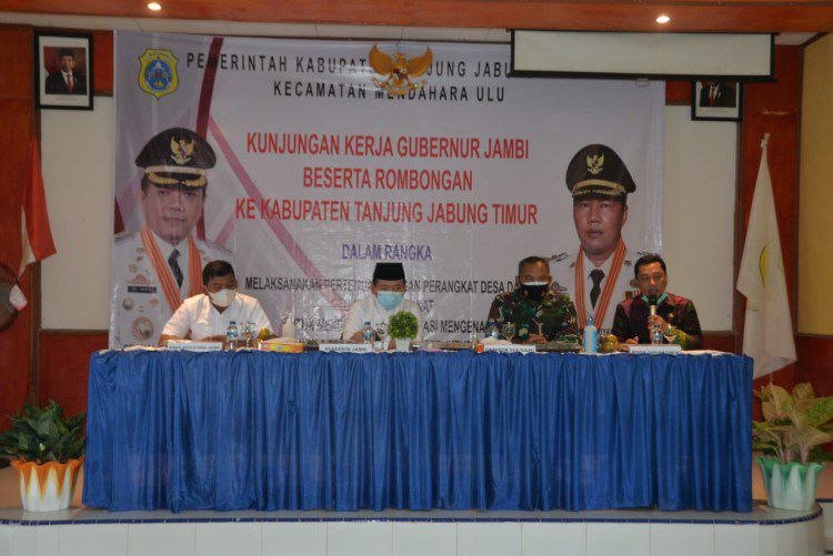 Gubernur Jambi Berikan Santunan Korban Kebakaran di Tanjab Timur