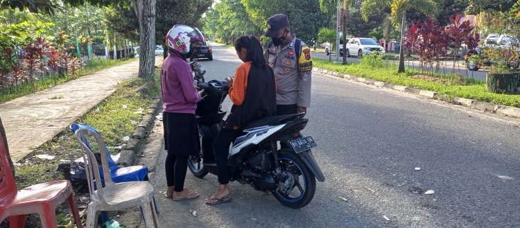 Seribuan Warga Ikut Vaksinasi Massal di Kelurahan Cadika, Kabupaten Bungo Jambi, Lurah: Ada Sukarela Ada Juga Dirazia