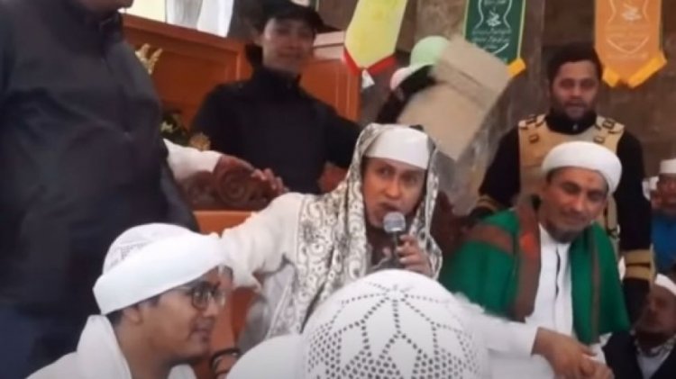 Habib Bahar Smith: Ente Habait, para Kiyai, Siapapun Mengkhianti Habib Rizieq Bakal Habisin Satu-satu!