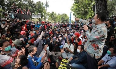 Halo! Anies Naikkan UMP DKI Jadi 5,1 Persen, Begini Respon Negatif Pengusaha....