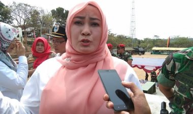 Duh! Hadiah Bupati Cup Pandeglang Cuma Rp90 Ribu, Ibu Bupati Mengamuk