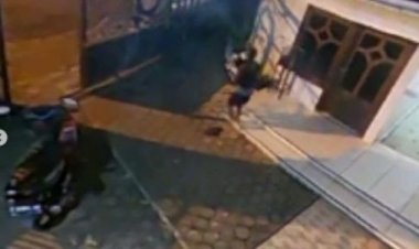 Viral! Curi Kotak Amal Masjid, Pria Ini Tinggalkan Surat: Dalam Jangka Setahun, Uang di dalam Kotak Ini akan Aku Kembalikan....