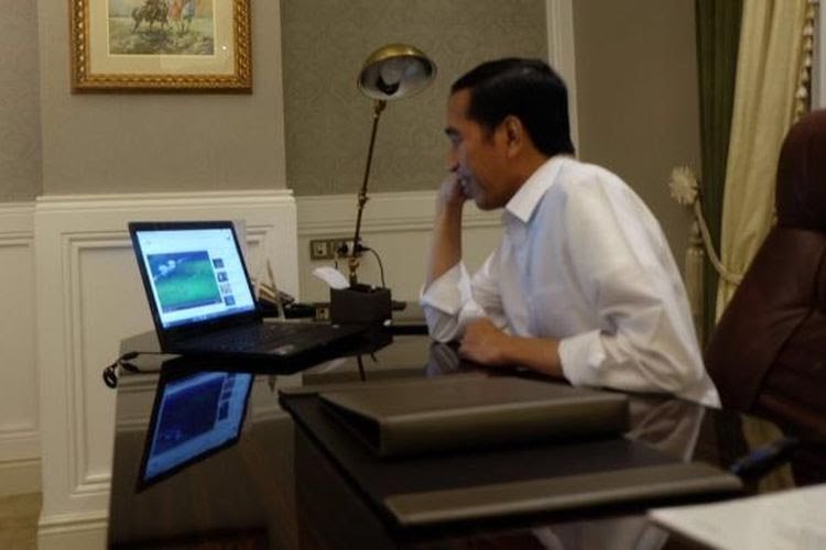 Jokowi Menonton Final Piala AFF Indonesia vs Thailand di Istana