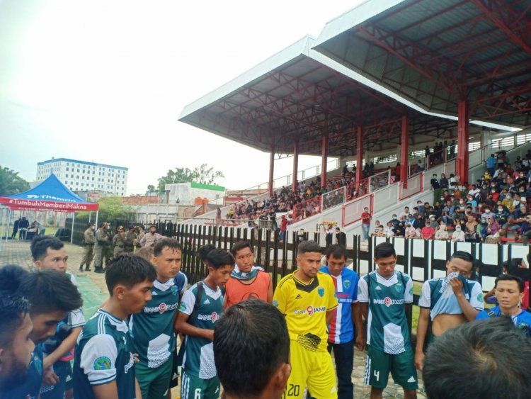 Kesebelasan Batanghari Pecundangi Tanjab Barat di Gubernur Cup Jambi