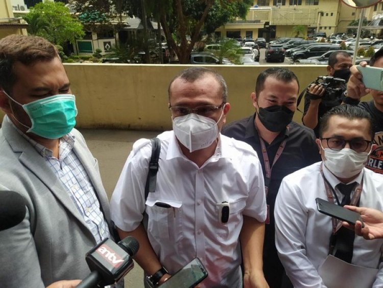 Penuhi Panggilan Polisi Gegara Cuitan 'Allahmu Lemah' Ferdinan Hutahaean Bawa 3 Pengacara