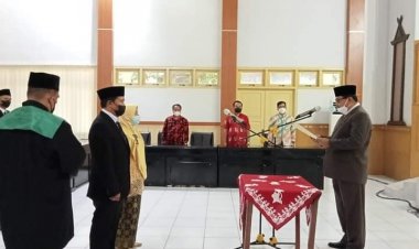 Sekda Bungo Lantik 35 Kepala SD dan 5 Kepsek SMP