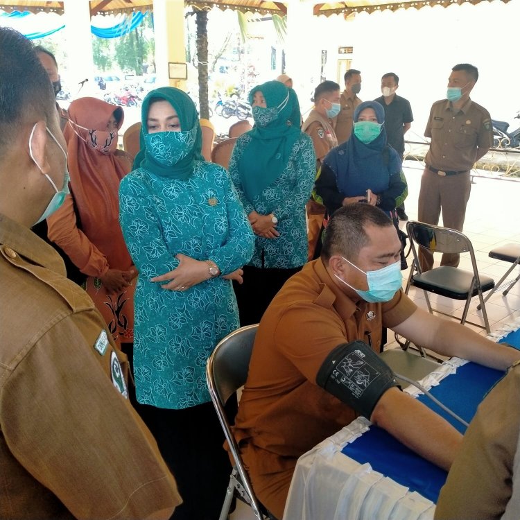 Resmi Hari Ini Vaksinasi Booster Dimulai, Bupati Bungo Penerima Vaksin Pertama