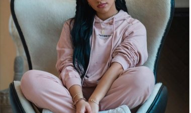 Duh! Influencer Cantik Ini Meski Viral, Namun Ketahuan Bohong Foto di Jet Pribadi