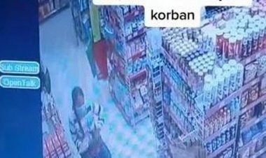 Viral! Emak-emak di Madiun Maling Minyak Goreng di Minimarket Terekam CCTV