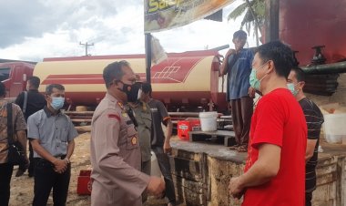 Harga Minyak Curah Rp15.500, Kapolres Bungo-Jambi Sidak Minyak Goreng