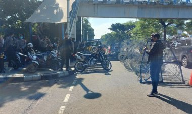 600 Personel Polda, Brimob, Satpol PP Dikerahkan Amankan Sidang Putusan Munarman di PN Jaktim