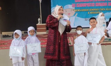 Bupati Masnah Buka Acara Manasik Haji Anak-anak Raudhatul Athfal