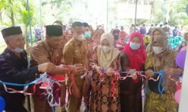 Anggota DPRD Muaro Jambi Ade Erma Reses di Sumber Jaya