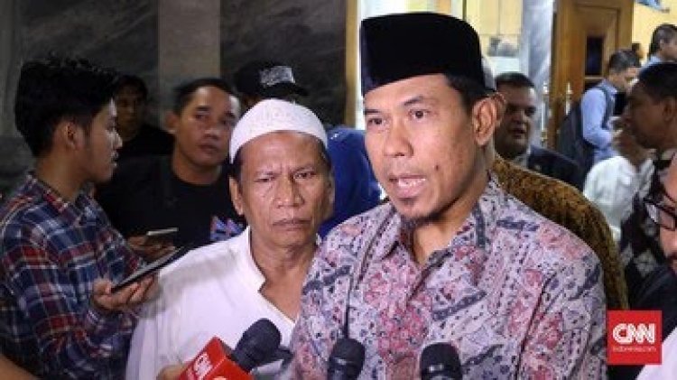 Divonis Hakim Cuma 3 Tahun Pengacara Nilai Buktikan Bahwa Munarman Bukan Teroris