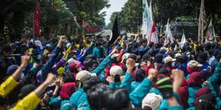 Unjuk Rasa BEM SI Pindah ke DPR, Ini Dia Tuntutan Terbaru