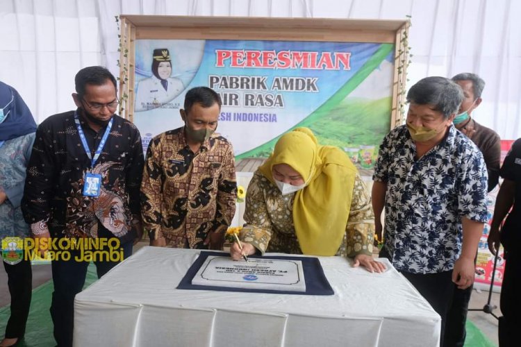 Bupati Masnah Resmikan Pabrik AMDK PT.Afresh Indonesia