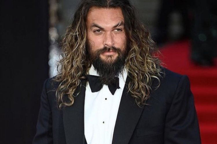 Luar Biasa! Jason Momoa Bakal Main Film Minecraft