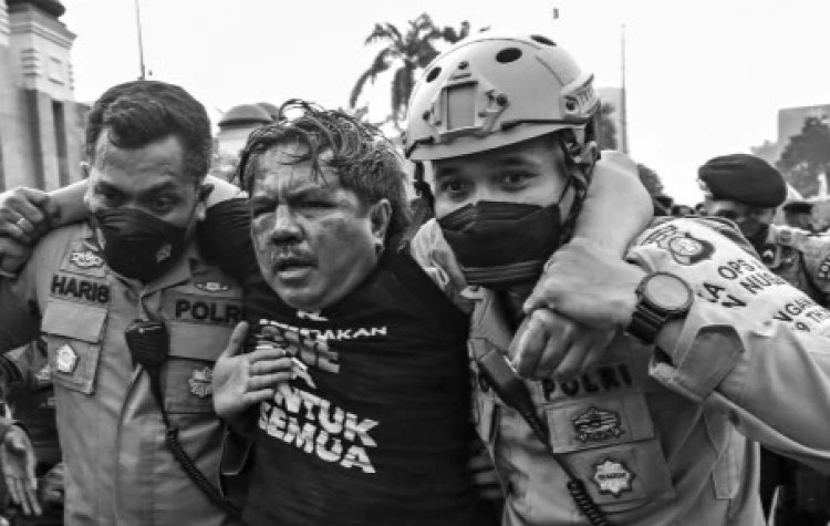 DUH! Ade Armando Ngaku Bonyok Dikeroyok Sasarannya Bagian Ini